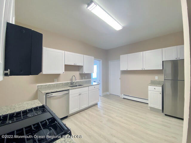 Foto del edificio - 1416 Corlies Ave