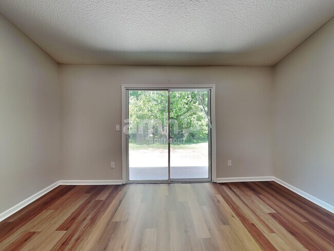 Foto del edificio - 96473 Commodore Point Dr