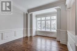 Photo du bâtiment - 330 Elm Rd