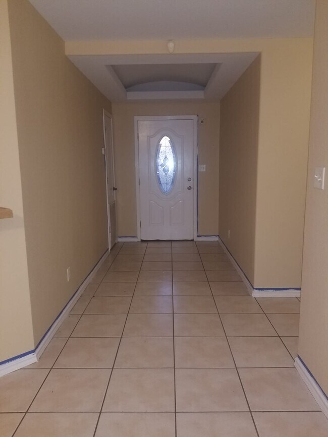 Foto del edificio - 2918 Andorra St