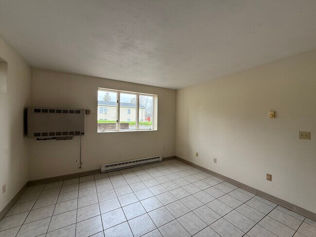 Foto del edificio - 164 Kendall Ave
