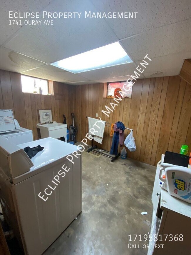 Foto del edificio - CMU 2 bed Basement Apartment!!!