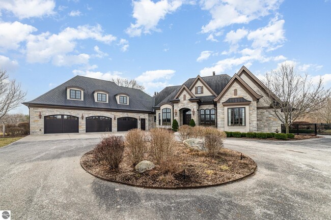 Building Photo - 1250 S Shepherd Rd