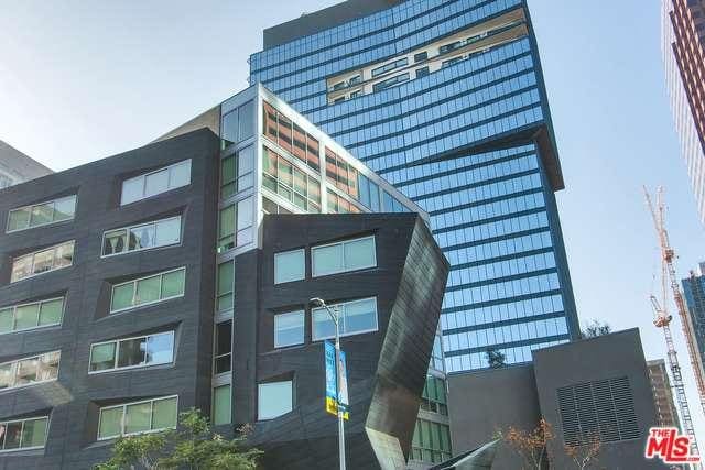 Building Photo - 901 S Flower St