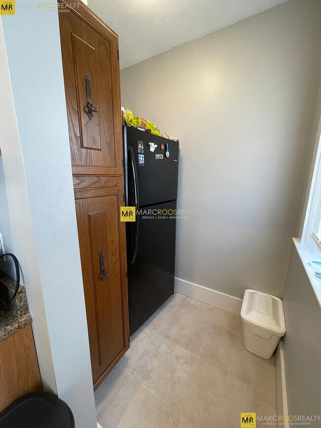 Photo - 12 Berwick Rd House