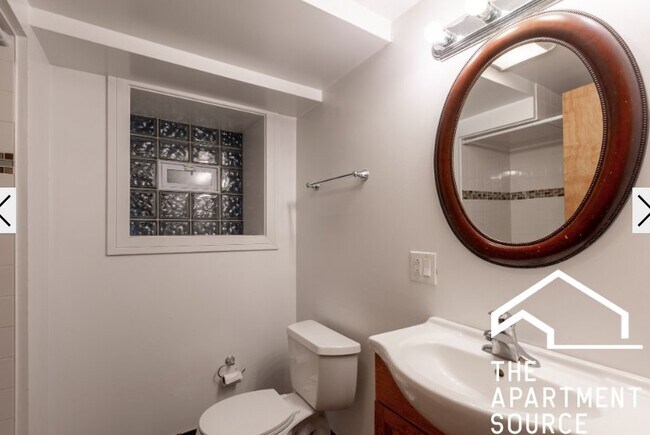 Foto del edificio - 2835 N Damen Ave