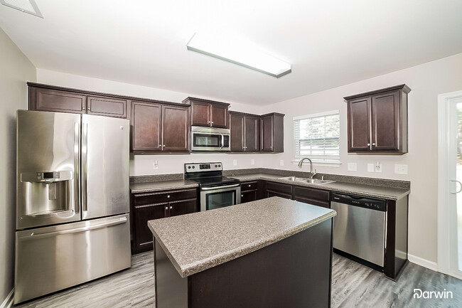 Foto del edificio - 6469 Bentbrush St
