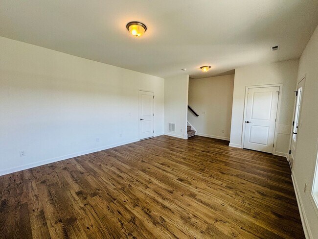 Foto del edificio - 3 Bedroom 2.5 Bath Townhouse