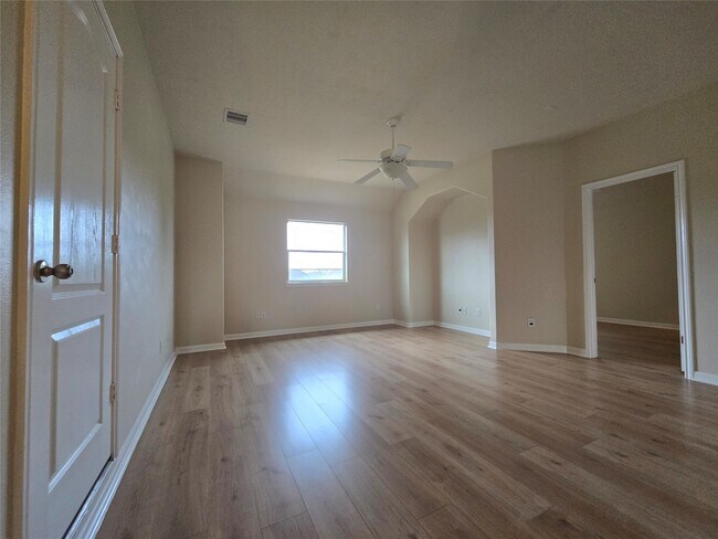 Building Photo - 26819 Granite Valley Ln