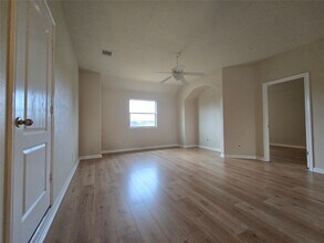 Building Photo - 26819 Granite Valley Ln