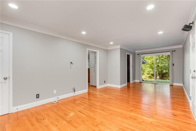 Foto del edificio - 3643 Woodstream Cir NE