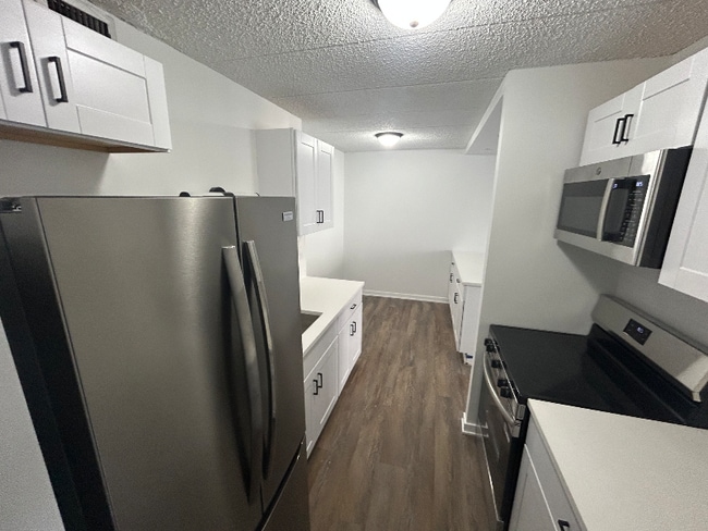 Foto del edificio - 9128 W Terrace Dr