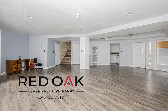 Foto del edificio - ~1 Month FREE + $200 OFF~ Bright and Welco...