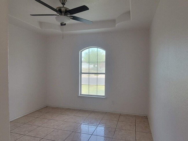 Building Photo - 3802 Nogal Lane
