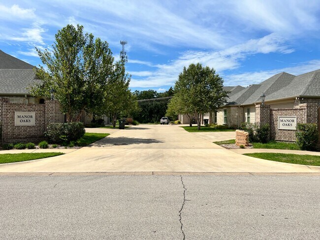 Building Photo - 2976 Elkton Trail