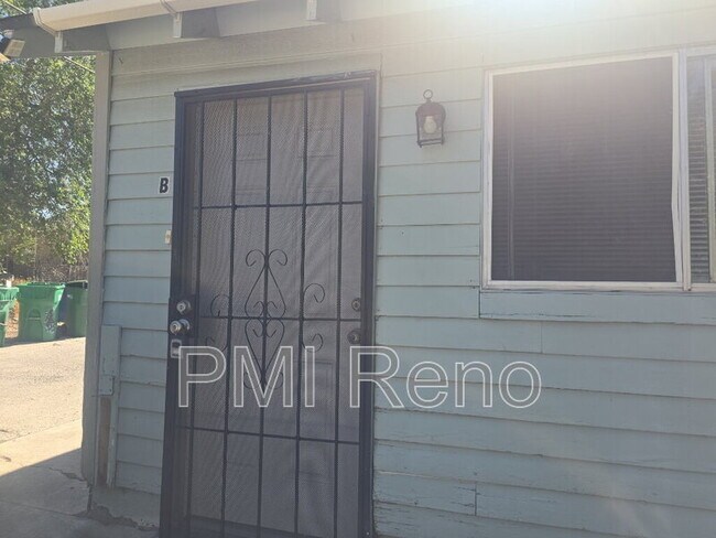 Foto del edificio - 445 Roberts St