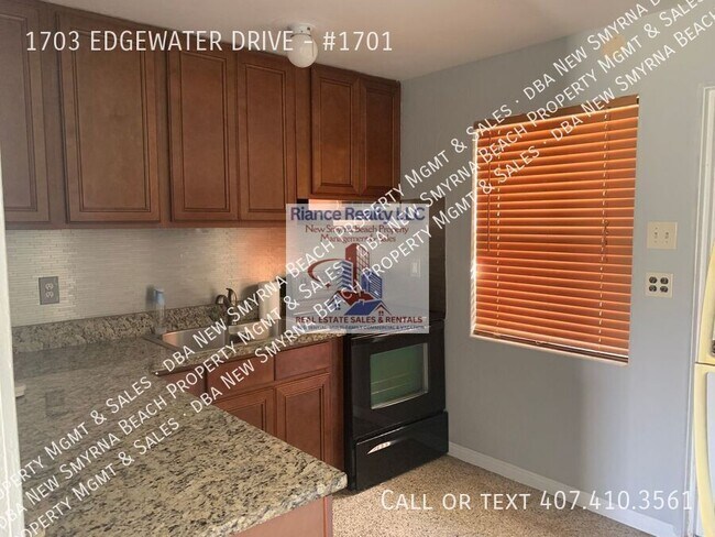 Foto del edificio - 1703 Edgewater Dr