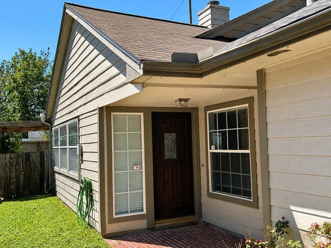 Building Photo - 7142 River Garden Dr