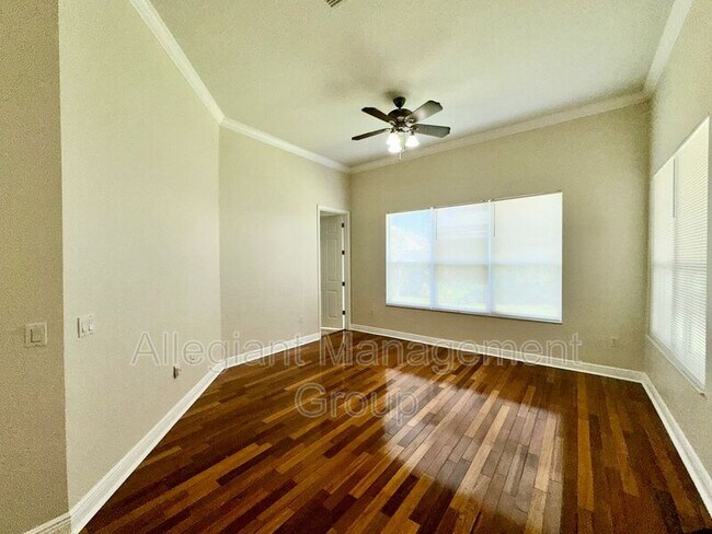 Building Photo - 3544 Somerset Cir