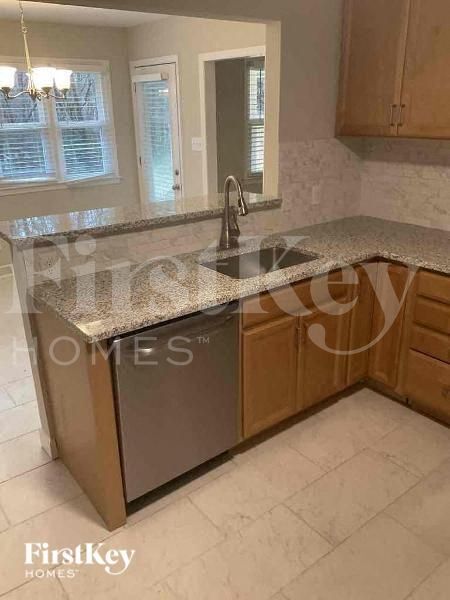 Foto del edificio - 184 Fremont Loop