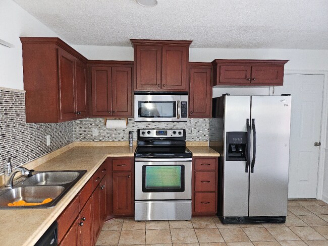 Foto del edificio - 105 Grandview Dr