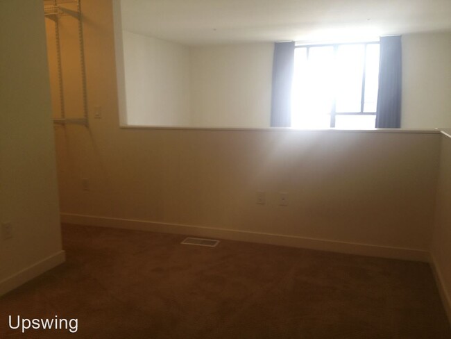 1 br, 1.5 bath House - 88 Bush St., #2182 - 4