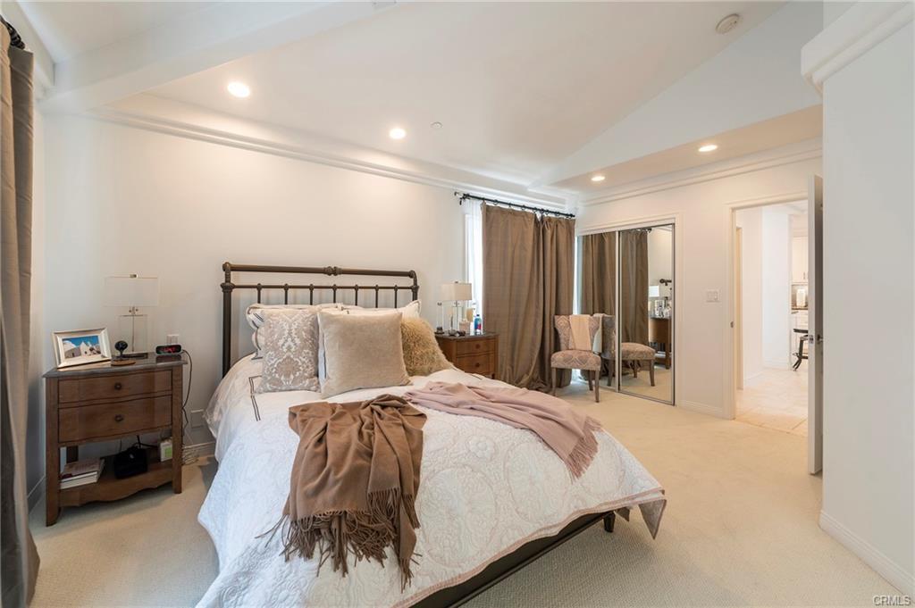 Foto principal - 1206 S Catalina Ave