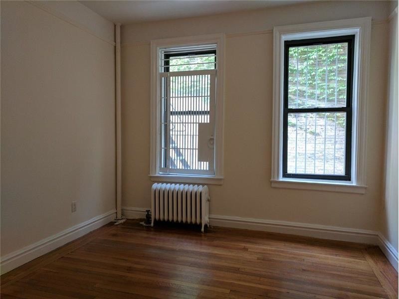 Building Photo - 225 W 12th St