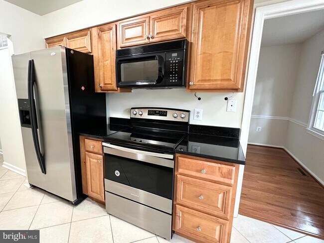 Foto del edificio - 208 Commons Dr NW