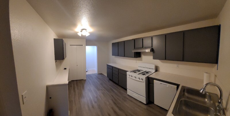 Foto principal - 1302 E 40th St
