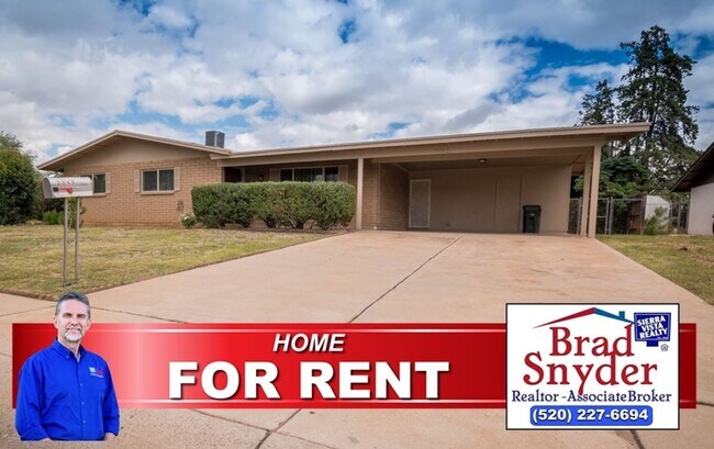 Foto del edificio - Spacious 3-Bedroom, 2-Bath Home with Centr...