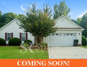 Building Photo - 1710 Rosewell Dr