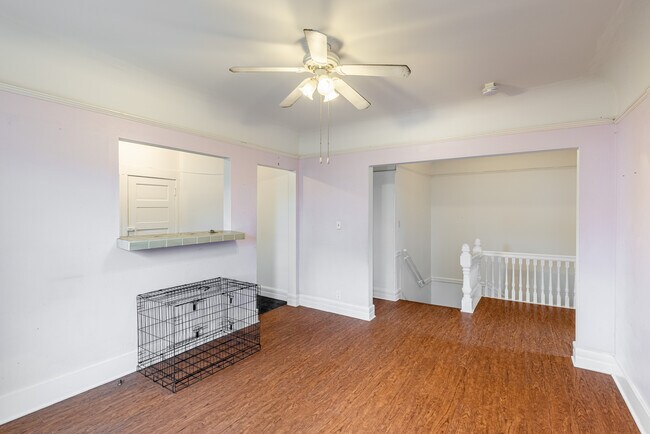 Foto del edificio - 4604 Lexington Ave