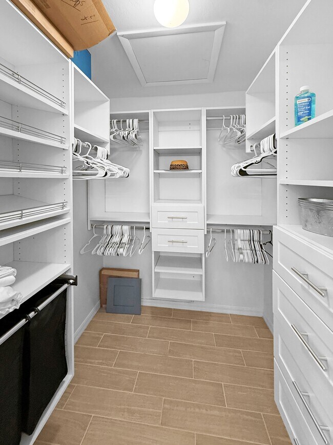 Foto del edificio - 14980 Vista View Way