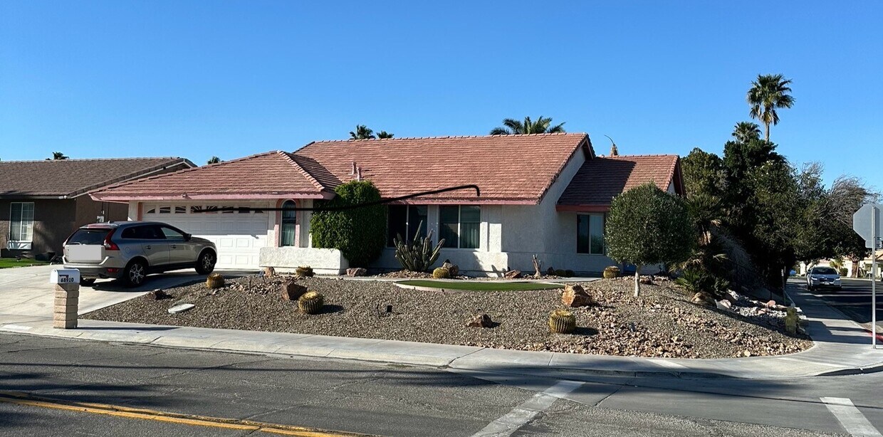 Foto principal - 68910 Tachevah Dr