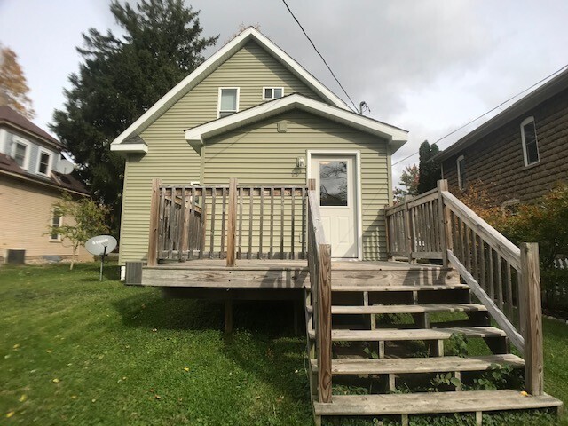 Building Photo - Beautiful Home In Berrien Springs