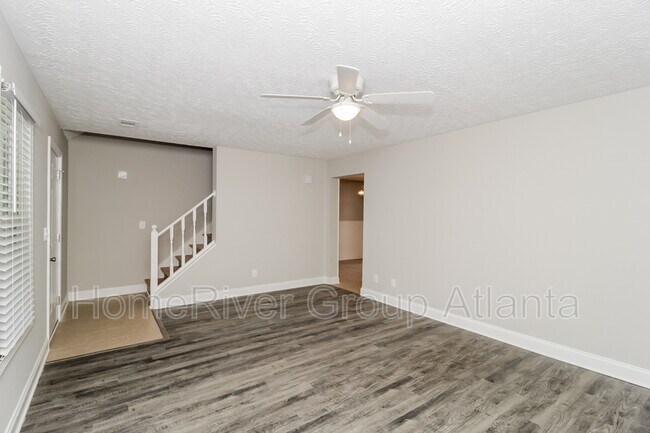 Foto del edificio - 7679 Independence Ct