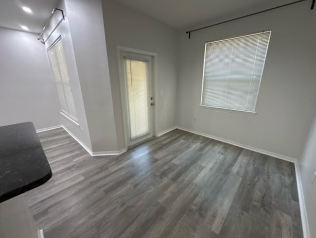 Photo - 1910 E Palm Ave Apartment