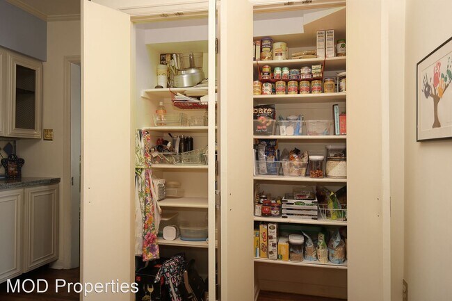 Foto del edificio - 5 br, 4.5 bath House - 180 N. Dahlia Street