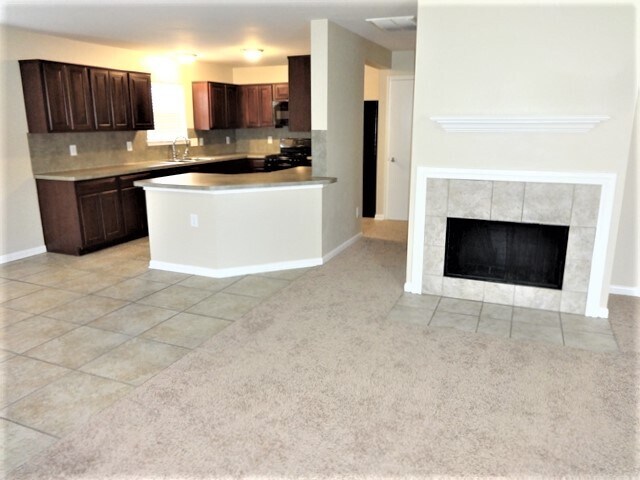 Foto del edificio - 20719 Dickinson Manor Ln