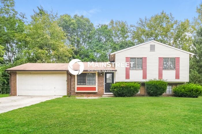 Foto principal - 3 Bedroom Pet-Friendly Home in Indianapoli...