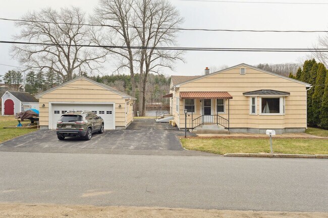 Foto del edificio - 120 Chauncey Ave Manchester, NH 03104