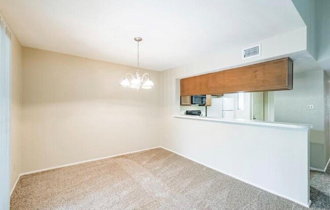 Building Photo - 14911 Wunderlich Dr