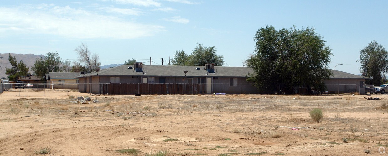 Building Photo - 12945 Navajo Rd