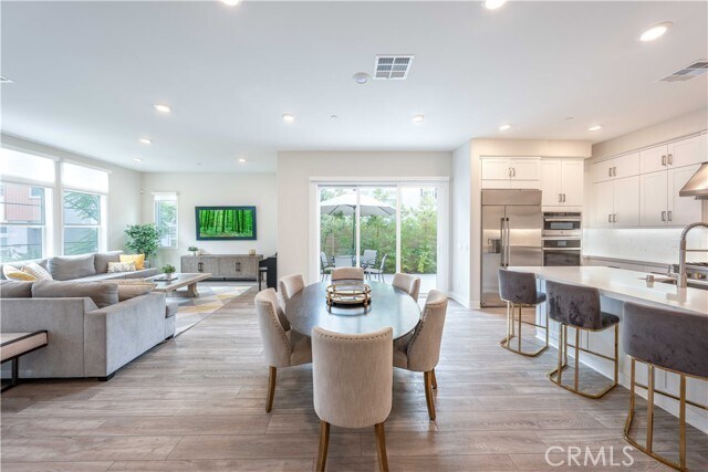 Foto del edificio - 217 Chorus