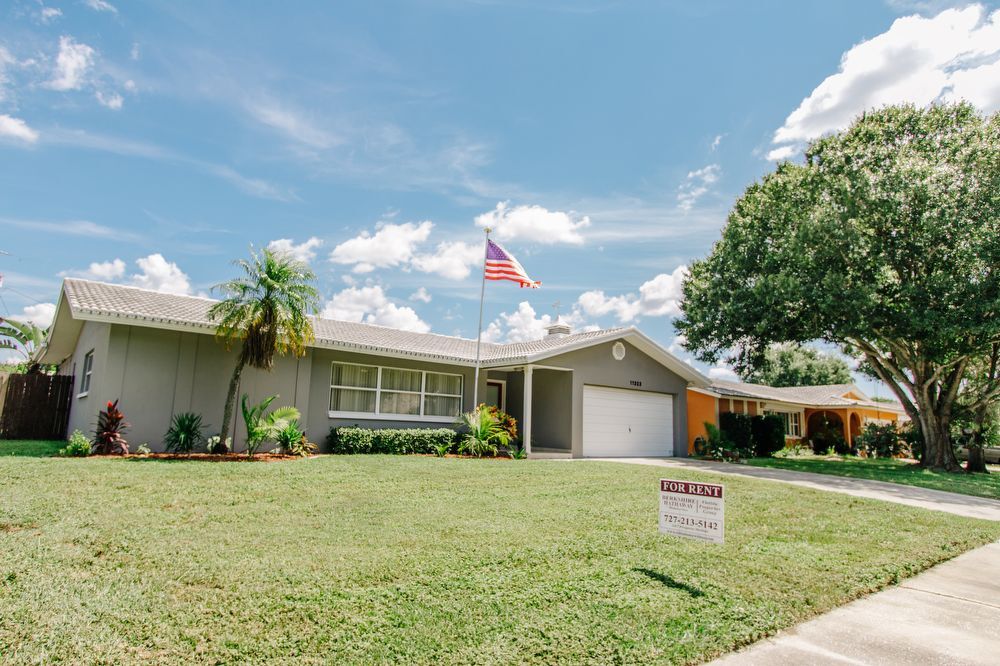 Primary Photo - 3 bed 2 bath SFH Oakhurst Acres