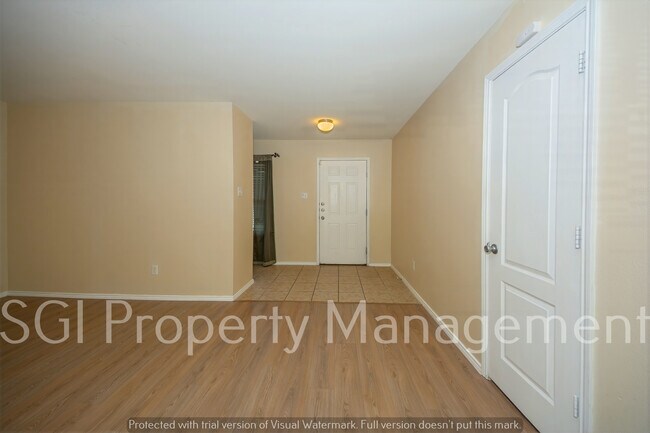 Foto del edificio - 937 Glenndon Dr