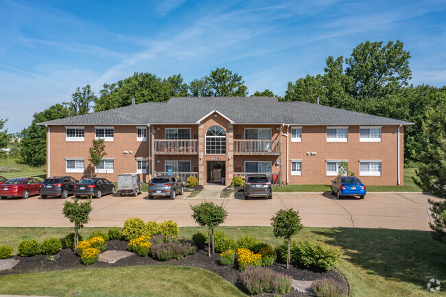 Building Photo - Shady Lake Apartments