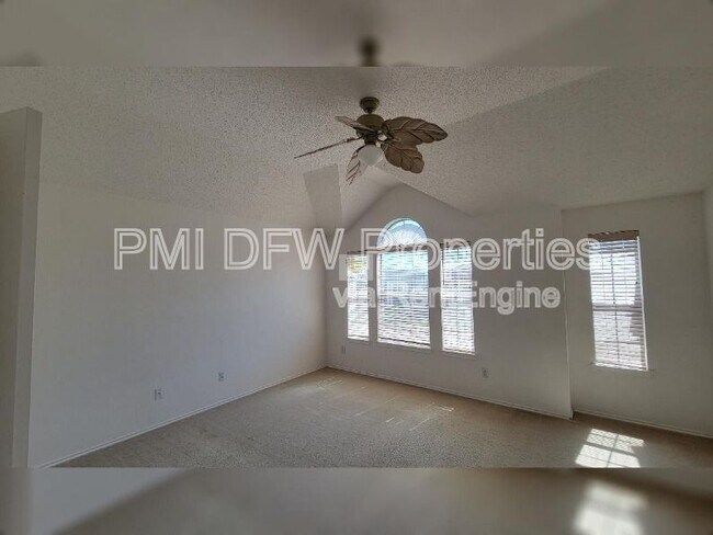 Building Photo - 822 Kipling Dr
