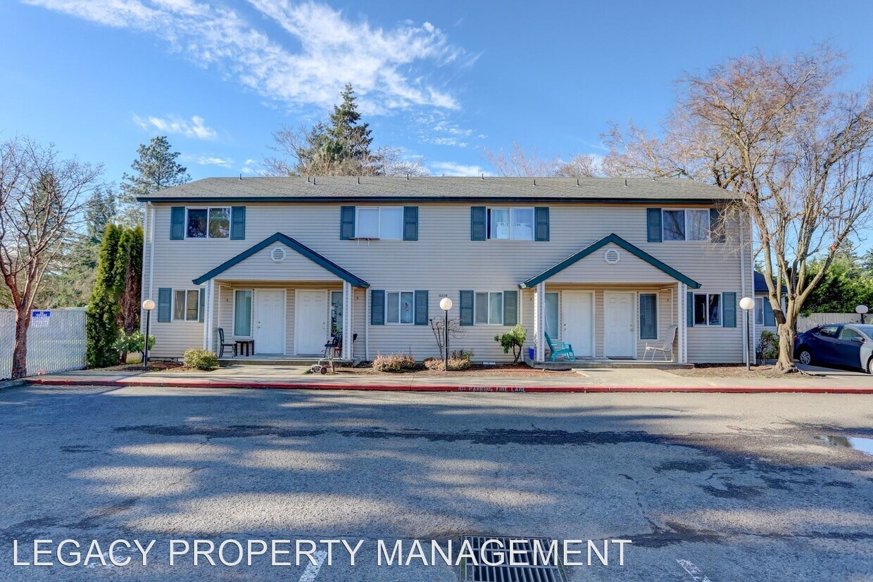 Primary Photo - 13334-13410 SE Division St